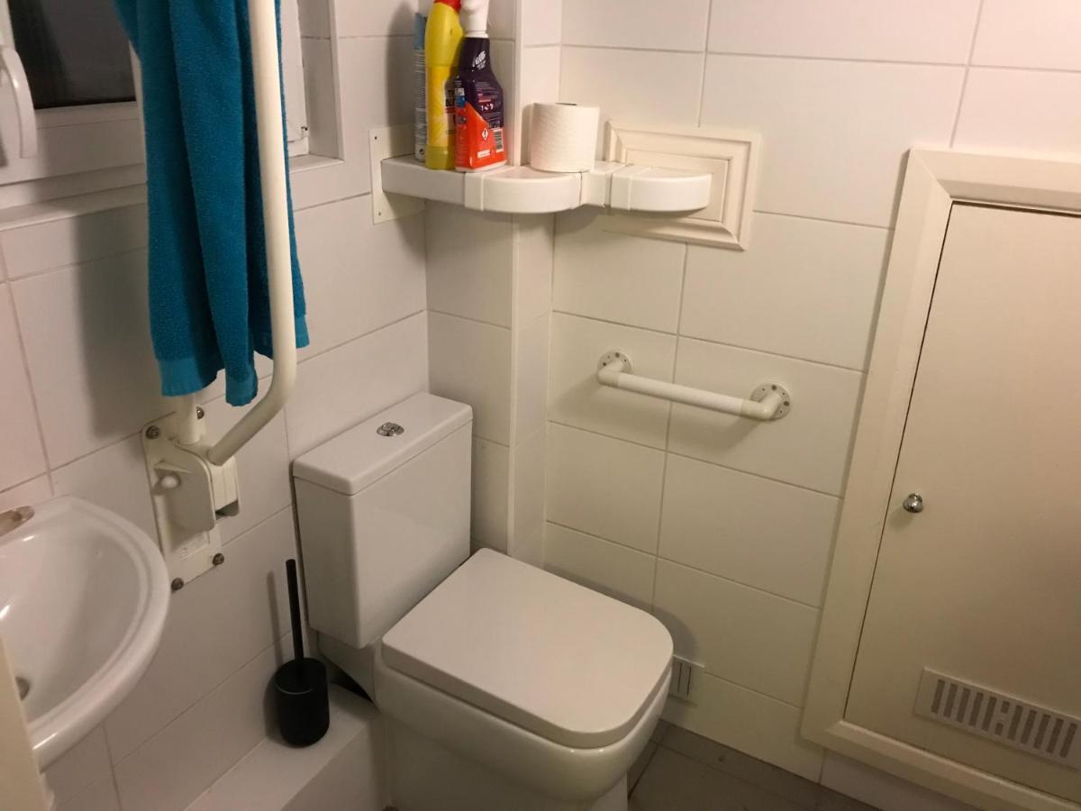 West Kensington 3 Bedroom Apartment London Exteriör bild