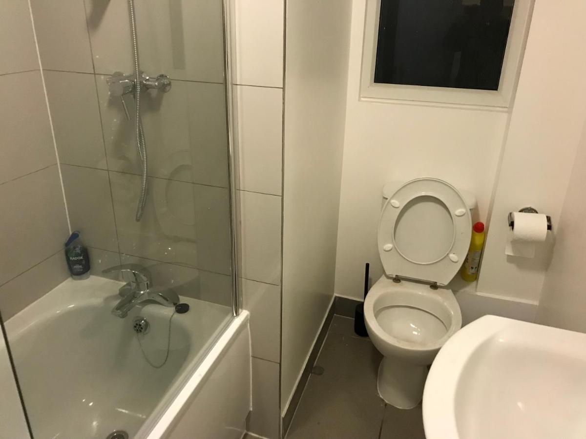 West Kensington 3 Bedroom Apartment London Exteriör bild